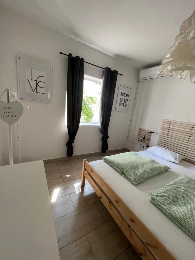 Guesthouse Dvoshko Hvar Buitenkant foto